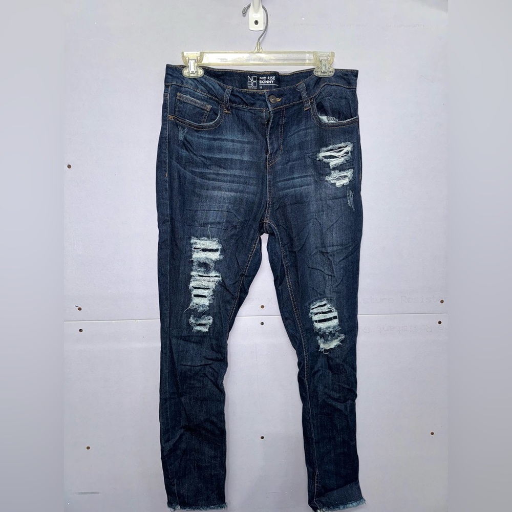 Mid Rise Distressed Blue Jeans (SIZE 13)